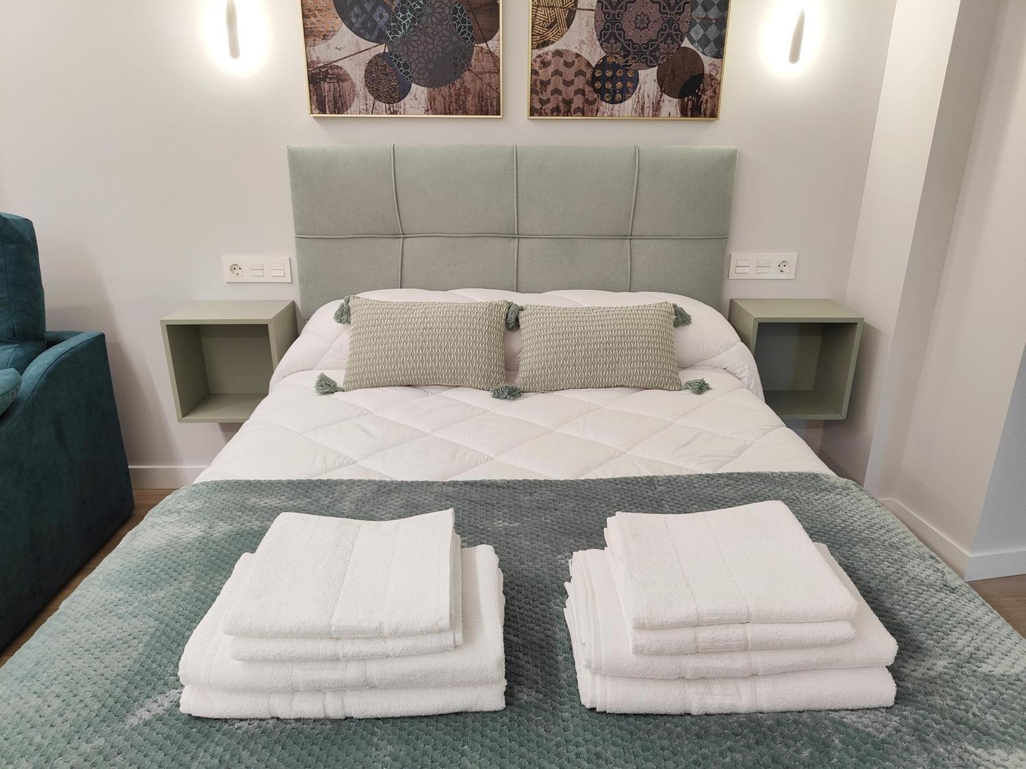Apartamentos Centro Oviedo Caveda Екстер'єр фото