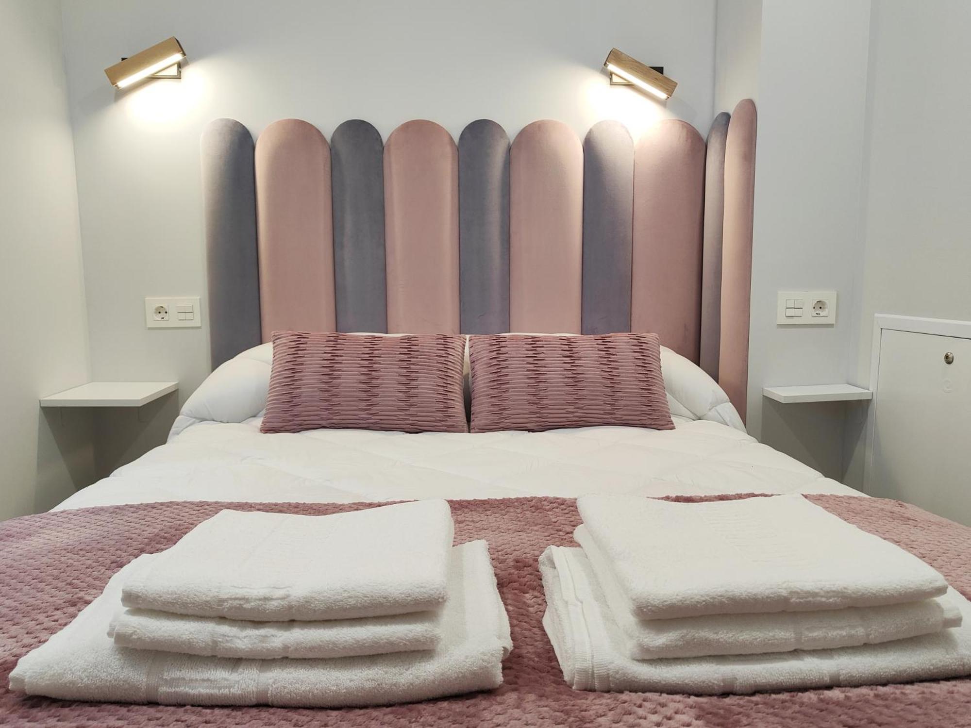 Apartamentos Centro Oviedo Caveda Екстер'єр фото